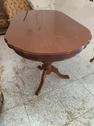 Mesa de salón extensible de madera