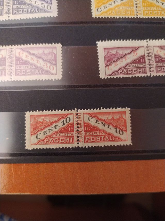 Francobolli di vari valori