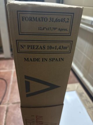 Revestimiento cerámico blanco