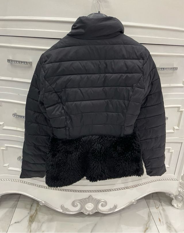 Giacca Elisabetta Franchi nera con pelliccia