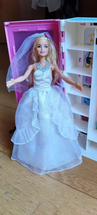 Armadio da sposa Barbie