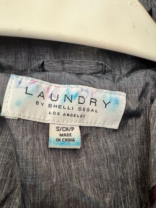 Abrigo acolchado gris