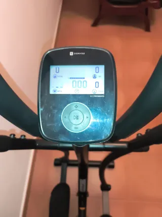 Elíptica Domyos modelo essential 6