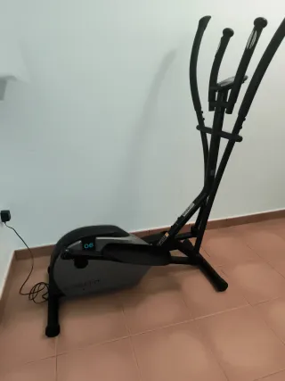 Elíptica Domyos modelo essential 6