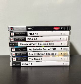 Lotto 8 Giochi PSP: FIFA, WRC, Sims 2
