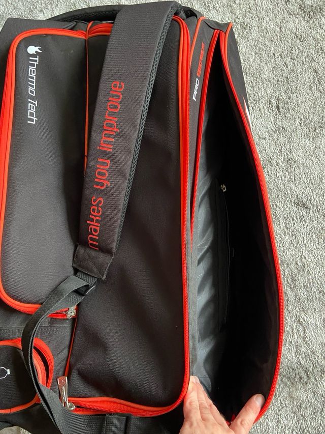 Maleta Padel NOX Tapia Negra/Roja