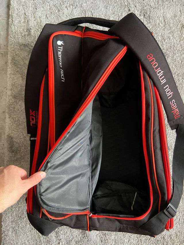 Maleta Padel NOX Tapia Negra/Roja