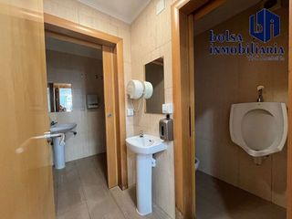 Local comercial en venta en Alcalá la Real