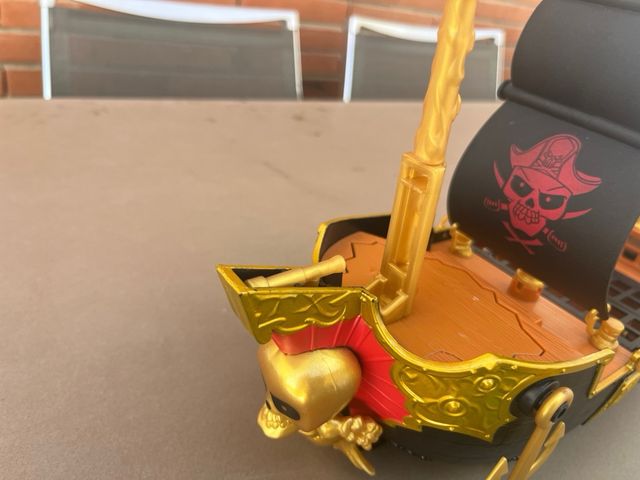 Treasure X Kraken Venganza Barco y Figura