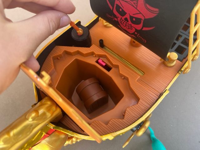 Treasure X Kraken Venganza Barco y Figura