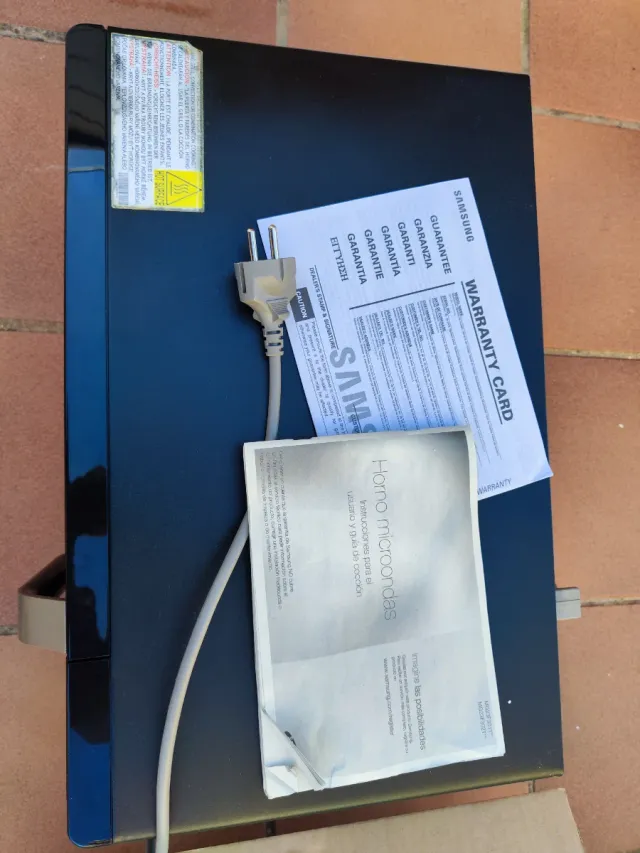 Microondas Samsung Grill 800W 23L