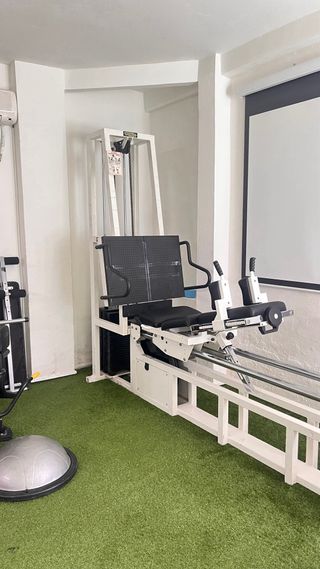 Máquina de Prensa Gimnasio Technogym