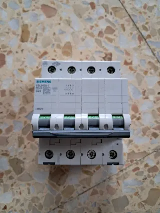 Magnetotérmico Siemens 5SL6425-7 MCB C25