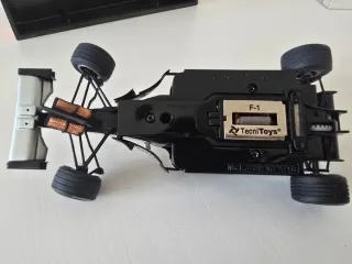 Scalextric McLaren MP4/16 F1 Mika Hakkinen