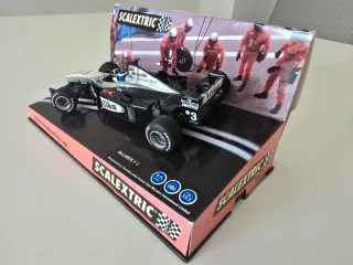 Scalextric McLaren MP4/16 F1 Mika Hakkinen