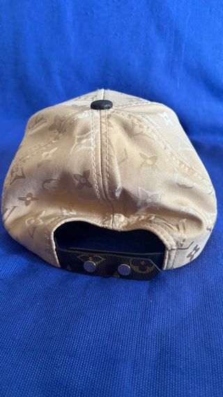 Gorra Louis Vuitton Beige y Marrón