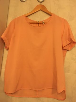 Blusa de verano color salmón