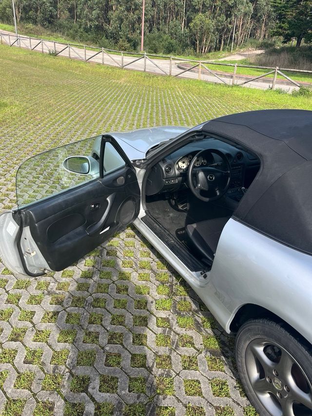 Mazda MX-5 2001