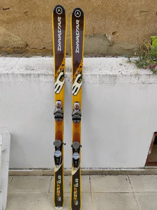Esquís Dynastar 6.8. Fijación Rossignol