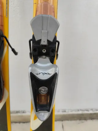 Esquís Dynastar 6.8. Fijación Rossignol