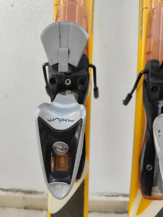 Esquís Dynastar 6.8. Fijación Rossignol