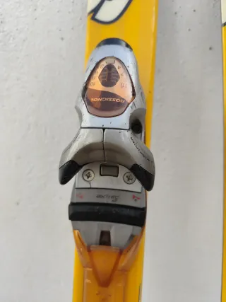 Esquís Dynastar 6.8. Fijación Rossignol