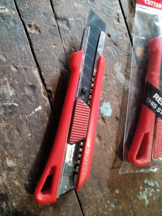 Taglierino professionale