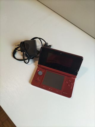 Nintendo 3DS Rosso
