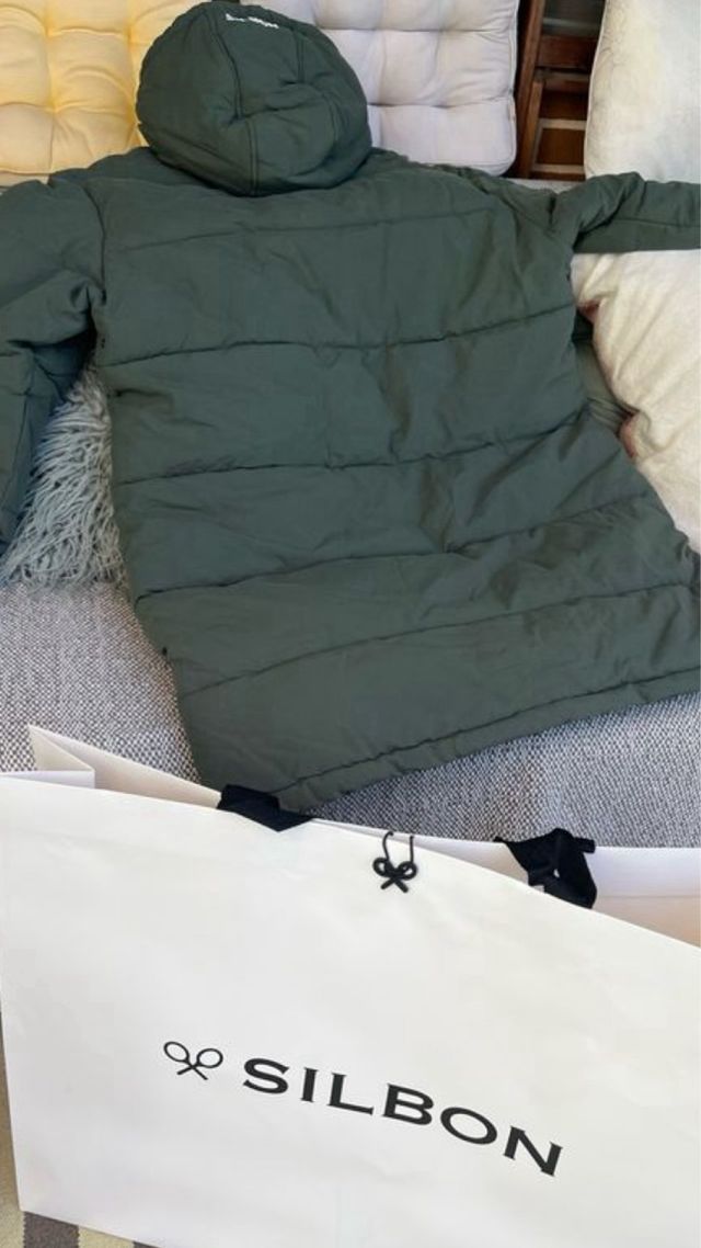 Parka verde Silbon con capucha sin estrenar