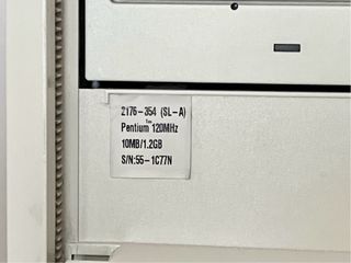 Ordenador retro IBM Aptiva torre P120 Win 95