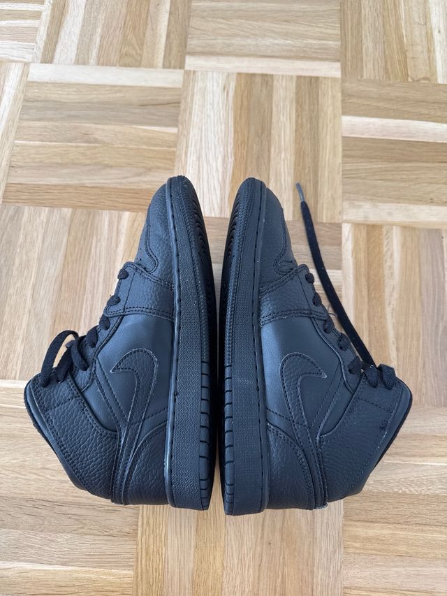 Botas Nike Negras Niño