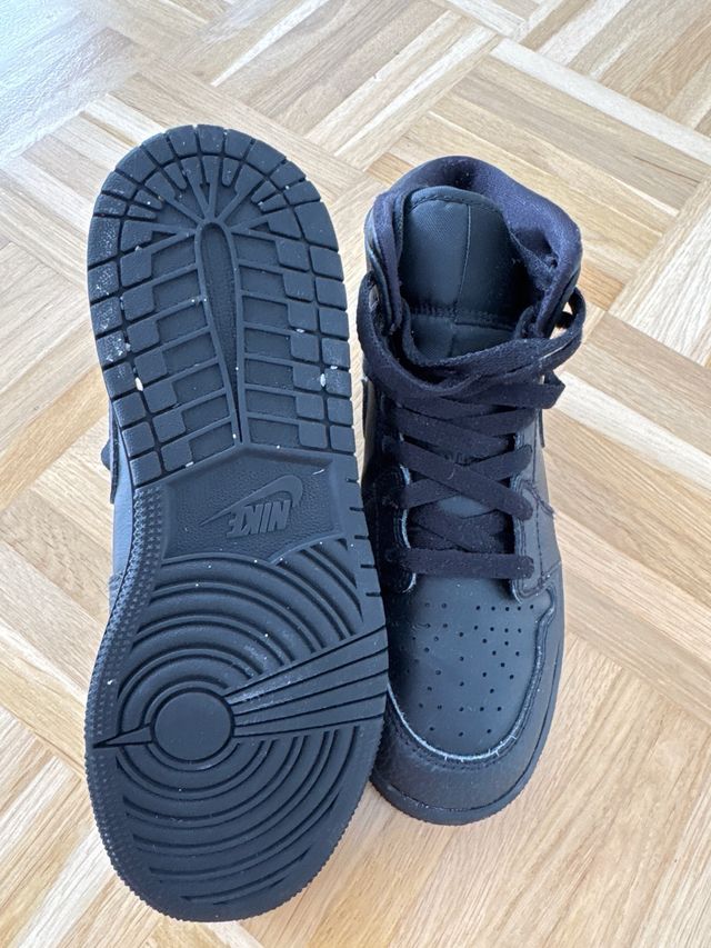 Botas Nike Negras Niño