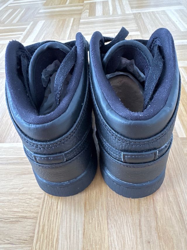 Botas Nike Negras Niño