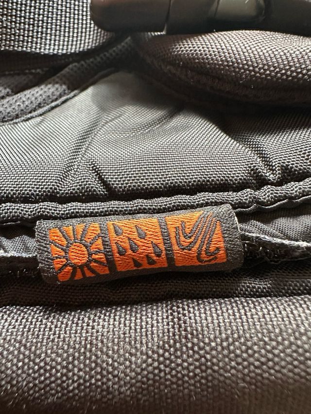 Mochila Lowepro Slingshot 200 AW