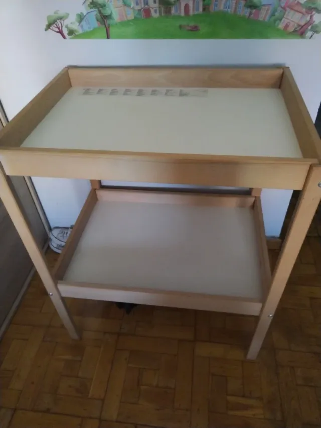 Cambiador y colchoneta bebé