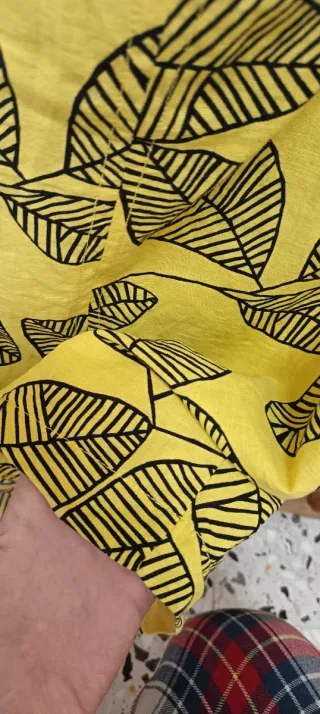 Falda Zara Amarillo Talla S