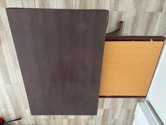 GRAN OPORTUNIDAD, mesa diseño italiano, con taras