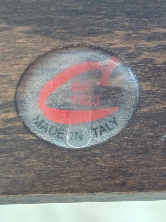 GRAN OPORTUNIDAD, mesa diseño italiano, con taras