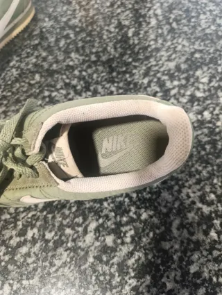 Zapatillas Nike Talla 37.5 Verde/Blanco