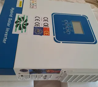 Inversor Híbrido Solar 4 kW 24 Voltios WIFI