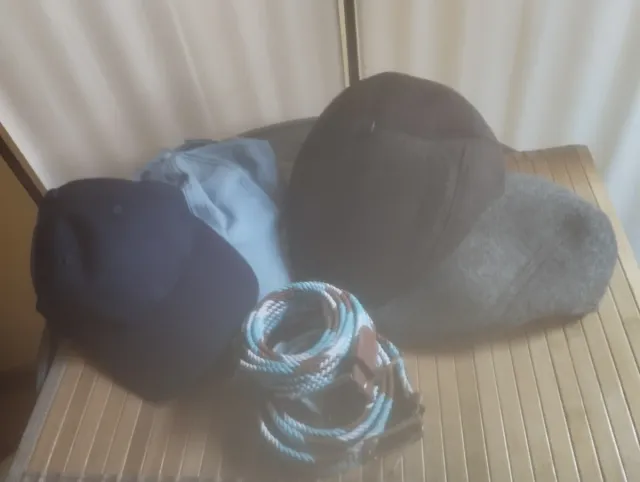 Lotteria di 6 paia di calzature e accessori nuovi