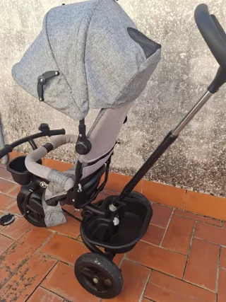 Triciclo infantil gris