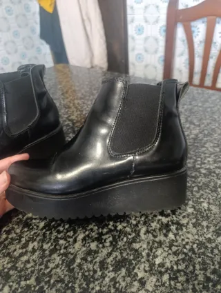 Botines dbuzz Talla 38 Negros