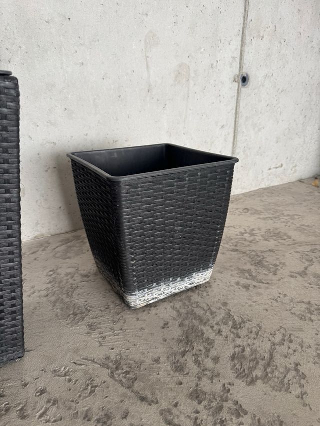 3 Maceteros Plástico Negro