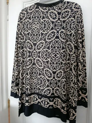 Blusón Antea Blanco y Negro