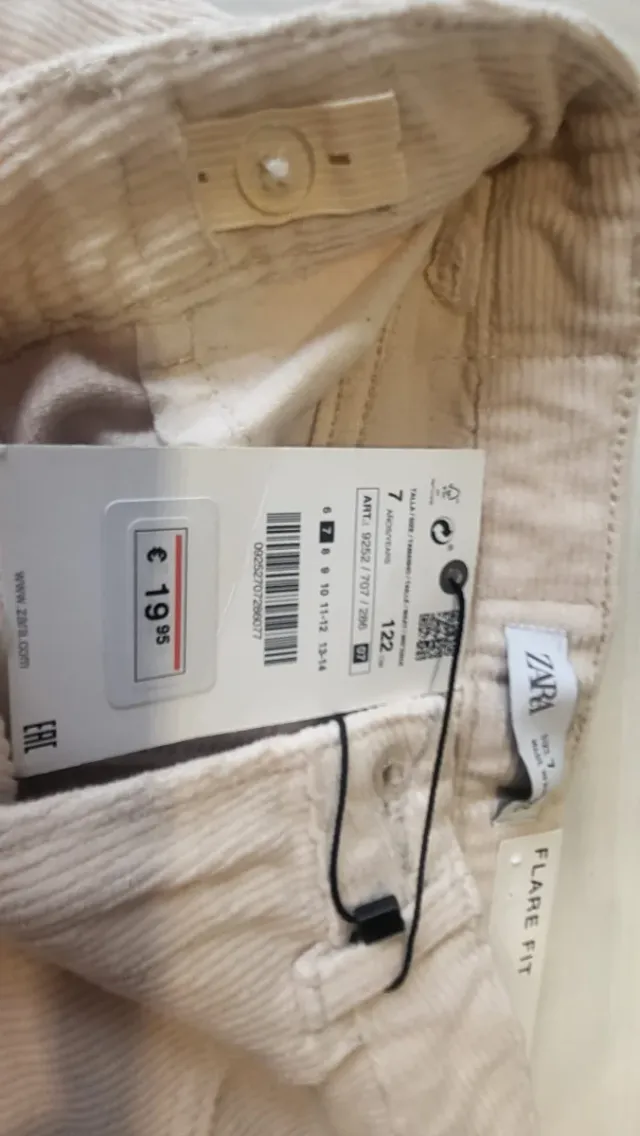 Pantalón niña pana Zara beige