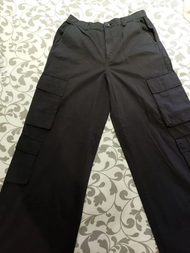 Pantalón cargo ancho negro NUEVO