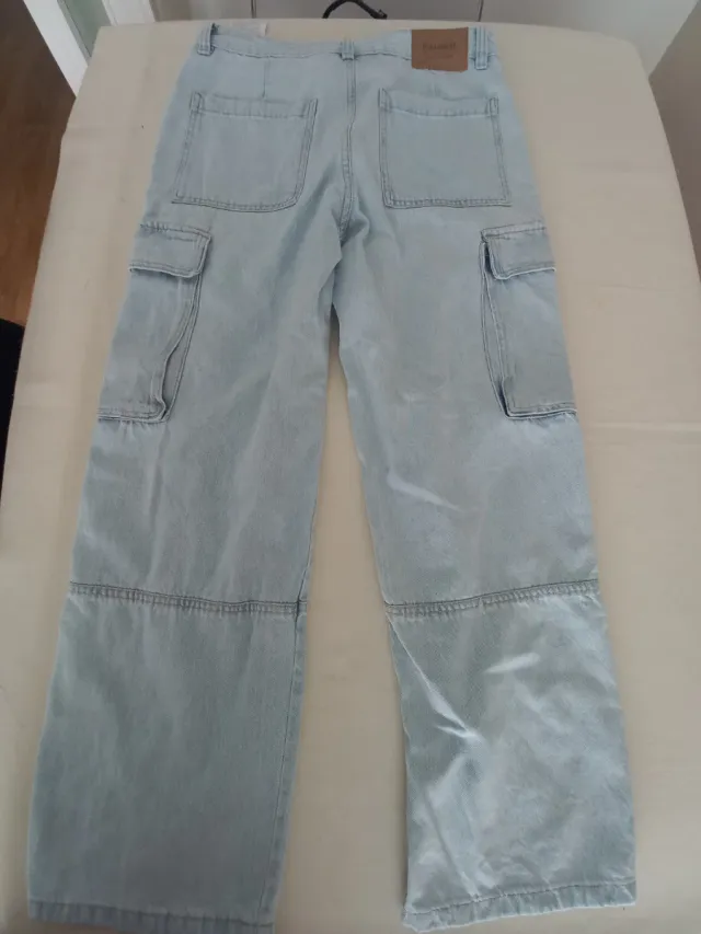 Vaqueros Pull&Bear Cargo Talla 40