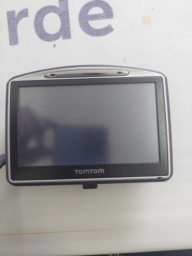 GPS TomTom GO 530 con custodia e caricabatterie