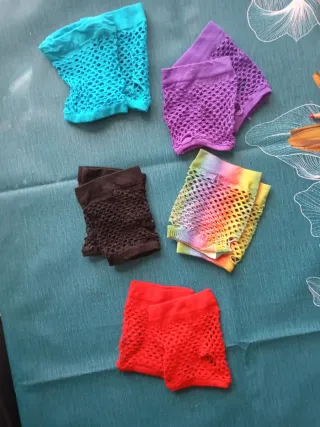 Guantes de rejilla cortos (2€ el par)